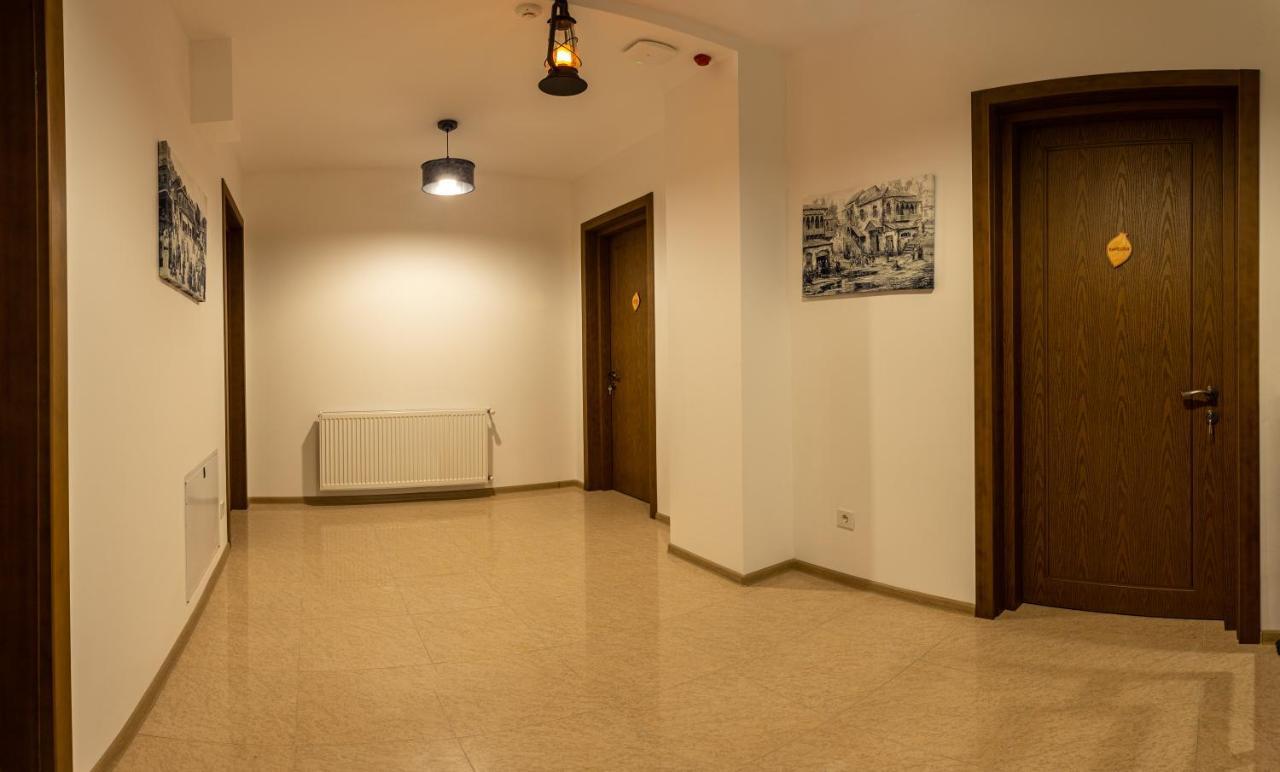 Winehouse Old Qvevri Apartments Tbilisi Esterno foto